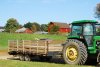 Barn at 55mm.jpg